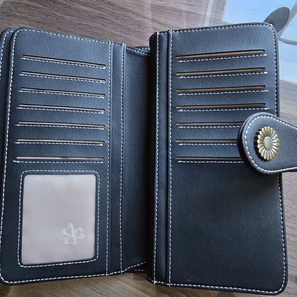 Ladies Black with White Stitching Wallet Credit Card NEW - Picture 4 of 6